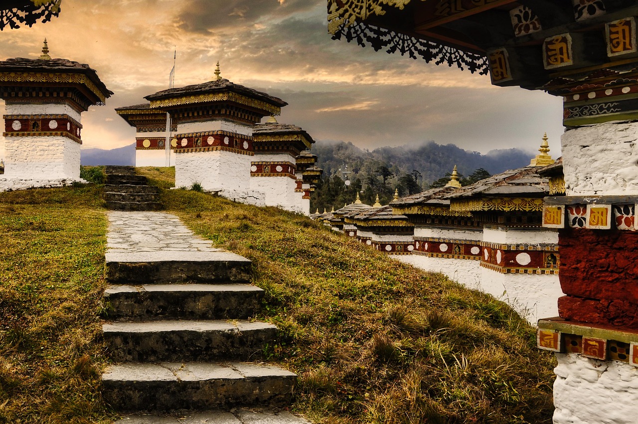 How to Travel with a Lower Carbon Footprint