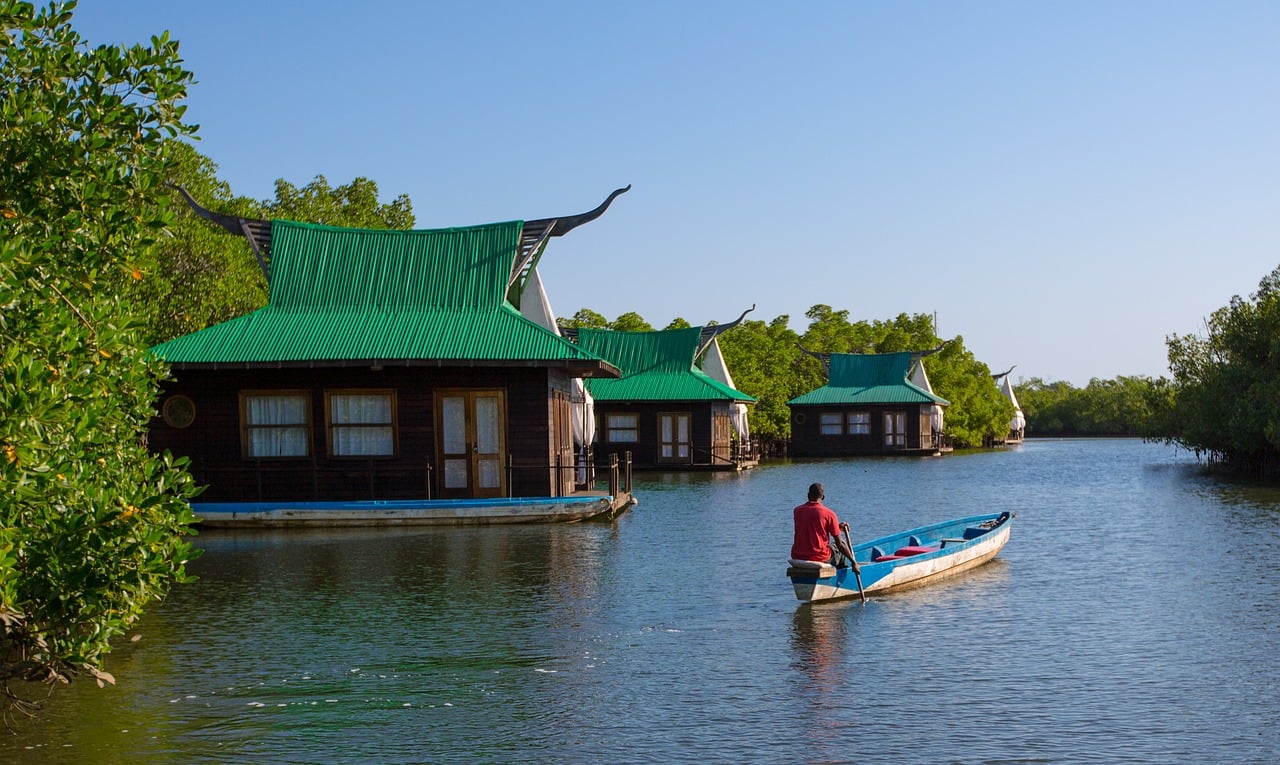 Sustainable Adventure Travel: Hiking, Kayaking, Diving
